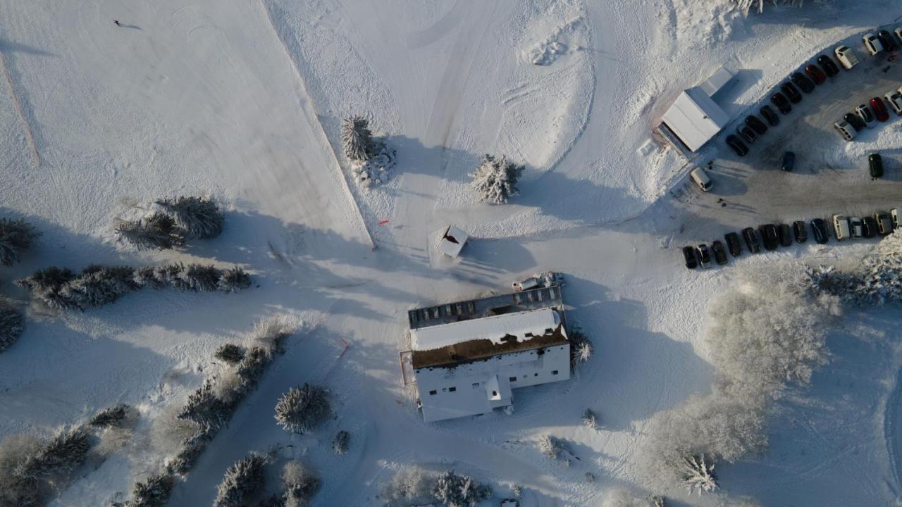 Terre De Sapins - Gites Nature Haut De Gamme Avec Sauna Au Coeur Du Lac Blanc Orbey Exteriör bild